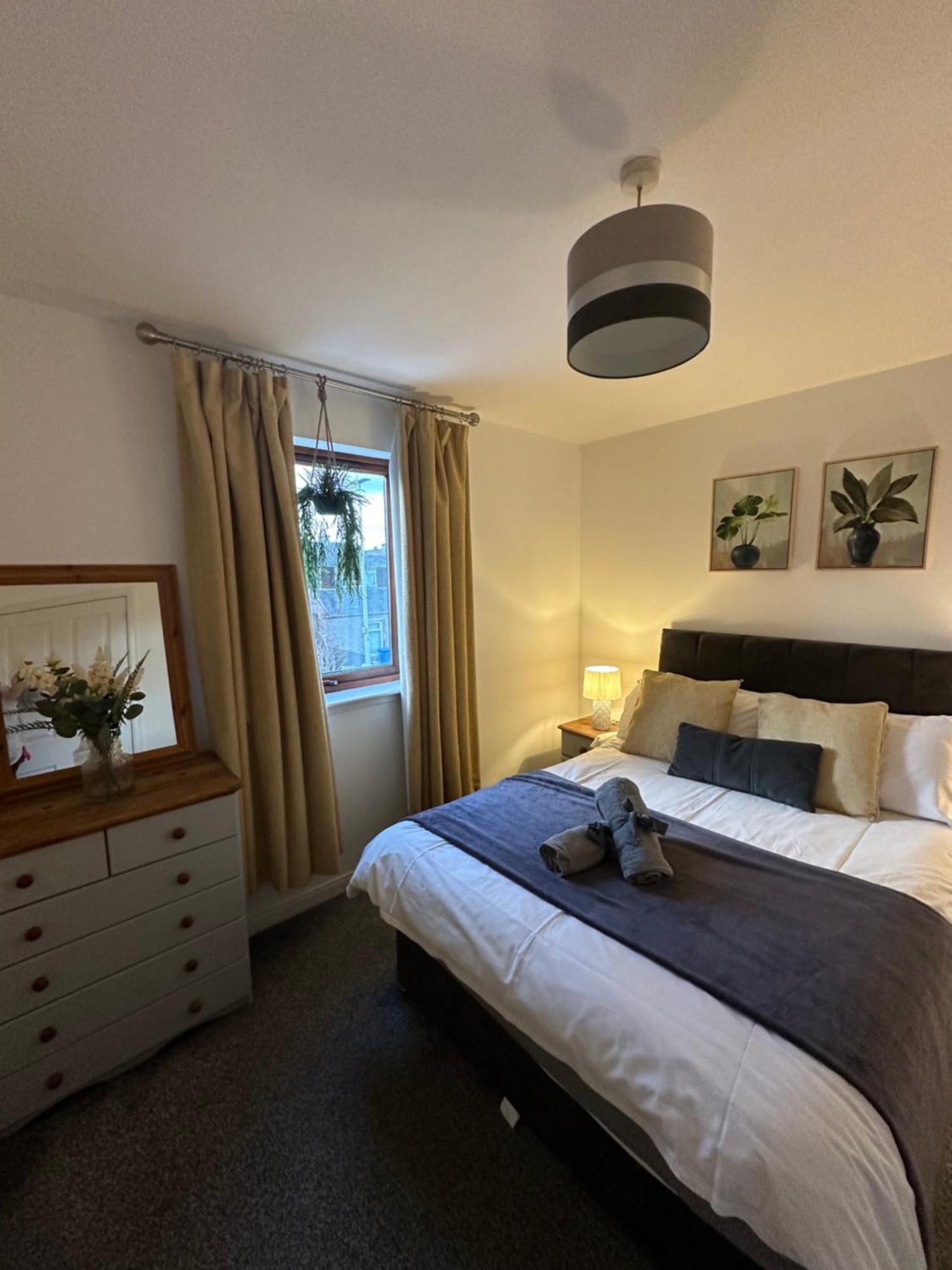 Lovely Modern 2 Bedrom Unit Close To City Center Dalneigh Екстериор снимка