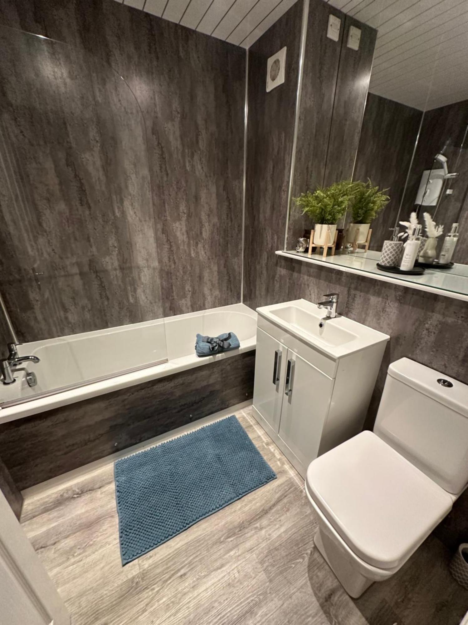 Lovely Modern 2 Bedrom Unit Close To City Center Dalneigh Екстериор снимка
